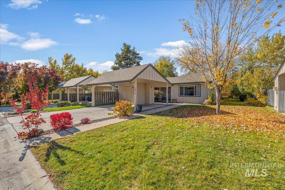 1147 S Abbey Circle, Boise, Idaho 83705, 2 Bedrooms, 2 Bathrooms, Residential For Sale, Price $345,900, 98966281