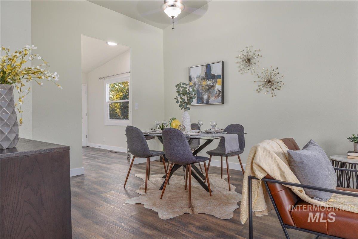 1147 S Abbey Circle, Boise, Idaho 83705, 2 Bedrooms, 2 Bathrooms, Residential For Sale, Price $345,900, 98966281