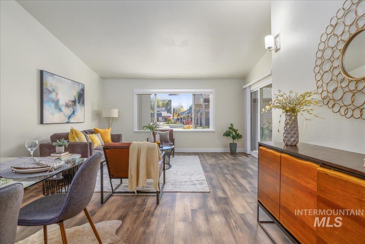 1147 S Abbey Circle, Boise, Idaho 83705, 2 Bedrooms, 2 Bathrooms, Residential For Sale, Price $345,900, 98966281