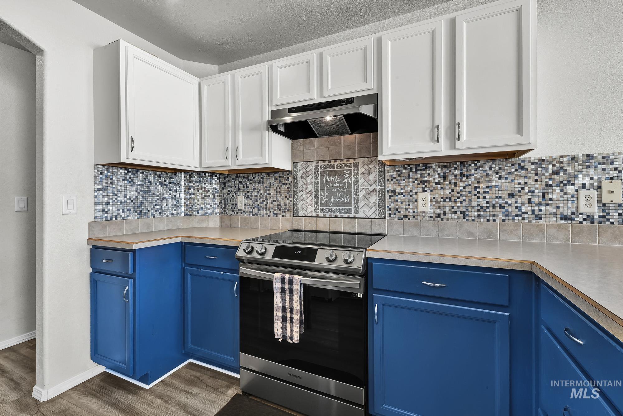 1250 NW Pintail, Mountain Home, Idaho 83647, 3 Bedrooms, 2 Bathrooms, Residential For Sale, Price $349,900, 98966296