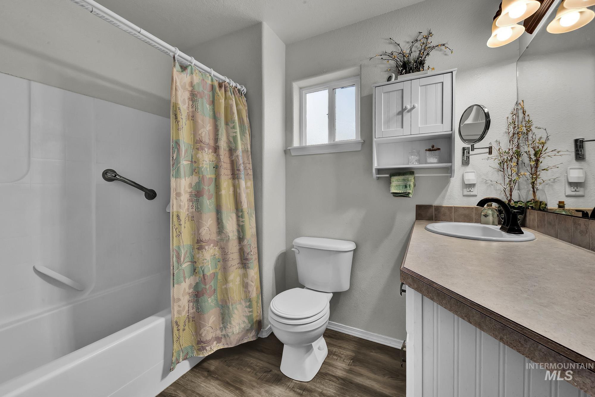 1250 NW Pintail, Mountain Home, Idaho 83647, 3 Bedrooms, 2 Bathrooms, Residential For Sale, Price $349,900, 98966296