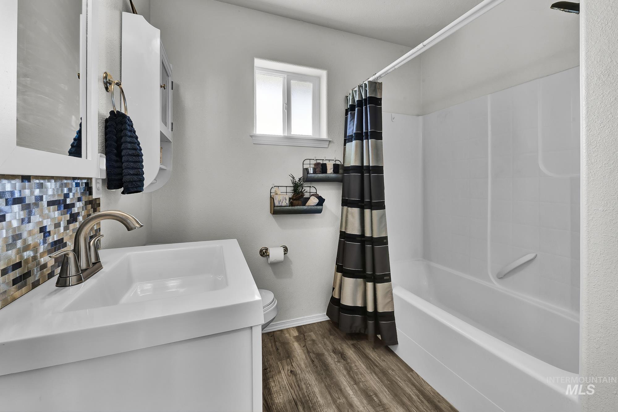 1250 NW Pintail, Mountain Home, Idaho 83647, 3 Bedrooms, 2 Bathrooms, Residential For Sale, Price $349,900, 98966296