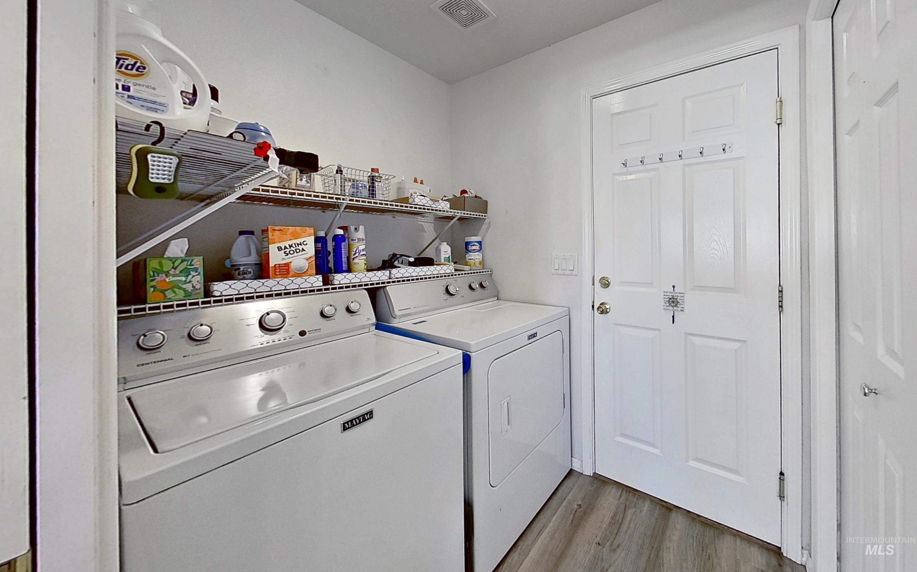 1250 NW Pintail, Mountain Home, Idaho 83647, 3 Bedrooms, 2 Bathrooms, Residential For Sale, Price $349,900, 98966296