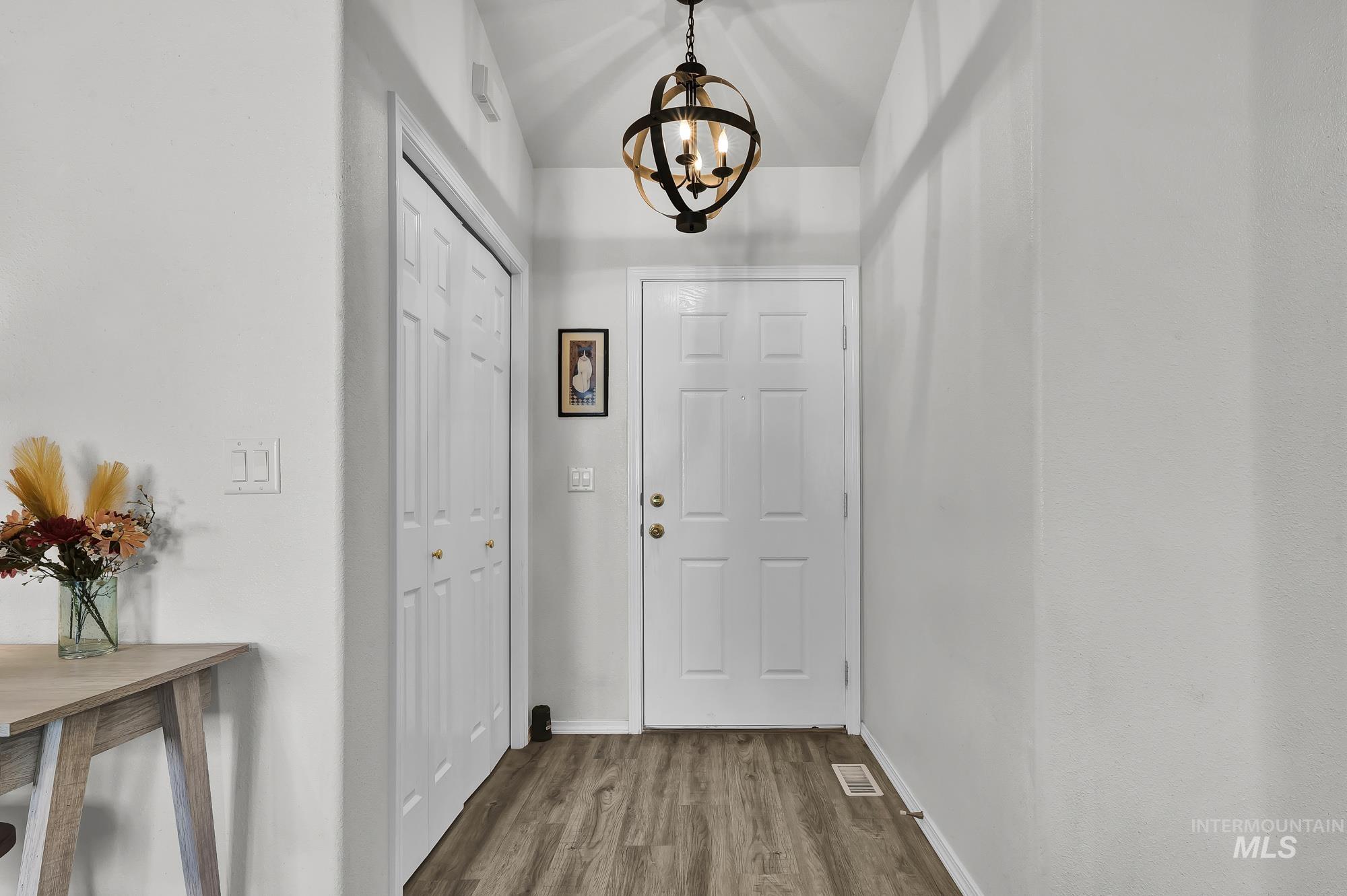 1250 NW Pintail, Mountain Home, Idaho 83647, 3 Bedrooms, 2 Bathrooms, Residential For Sale, Price $349,900, 98966296