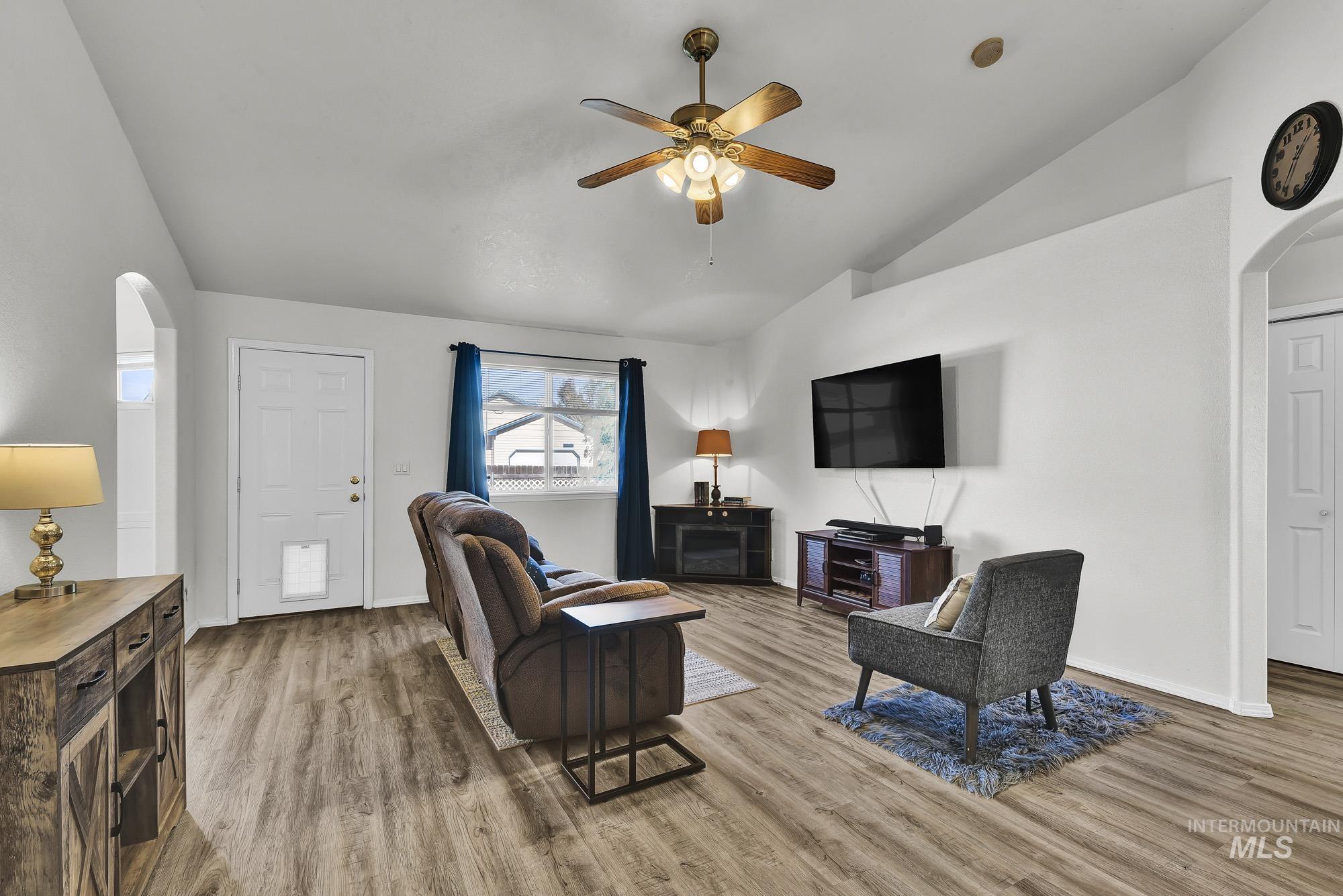 1250 NW Pintail, Mountain Home, Idaho 83647, 3 Bedrooms, 2 Bathrooms, Residential For Sale, Price $349,900, 98966296