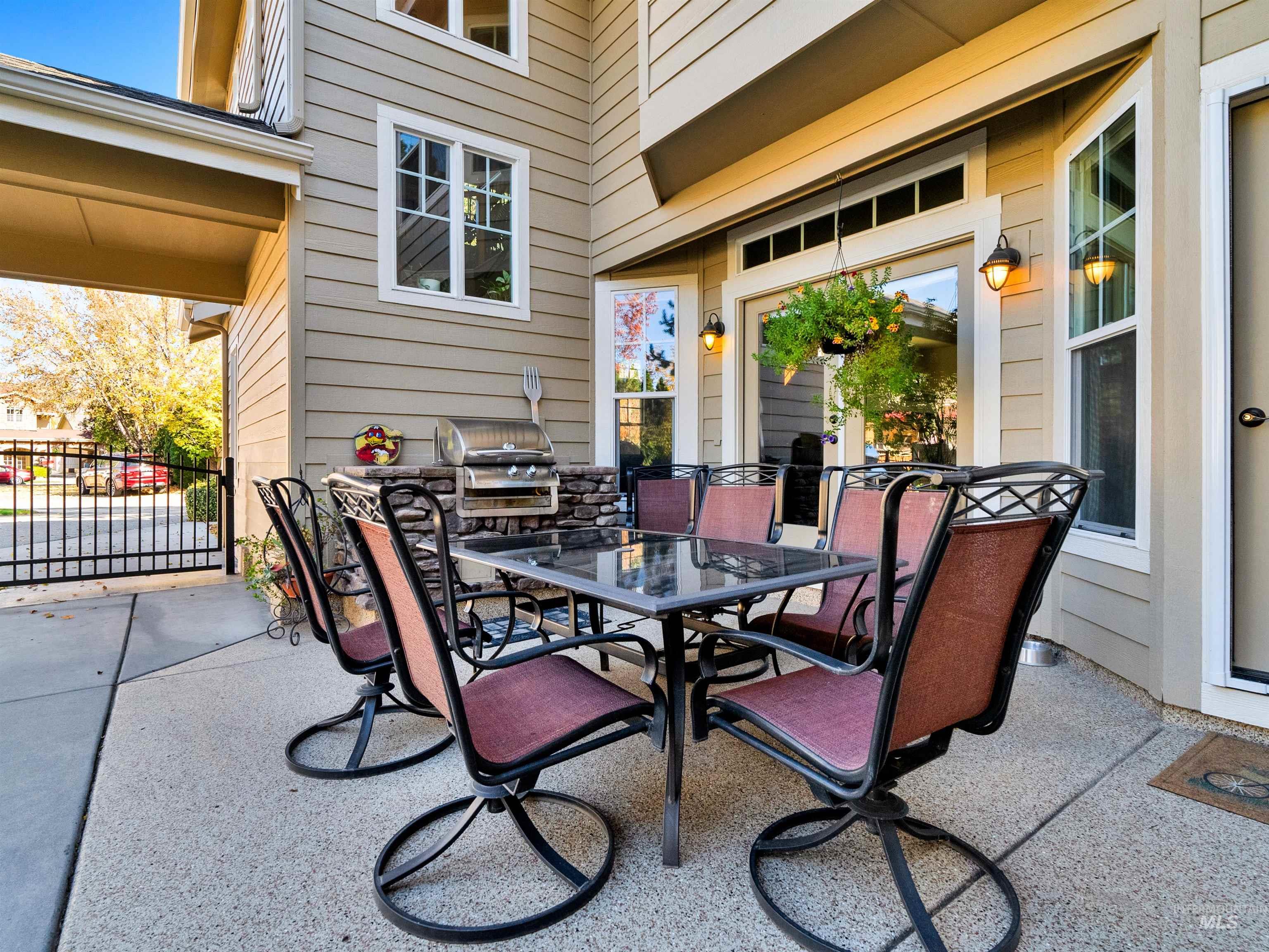 View of patio / terrace featuring outdoor dining space