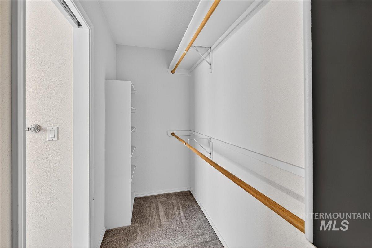 1623 Thorn Creek Ct, Nampa, Idaho 83686, 4 Bedrooms, 2 Bathrooms, Residential For Sale, Price $445,000, 98966298