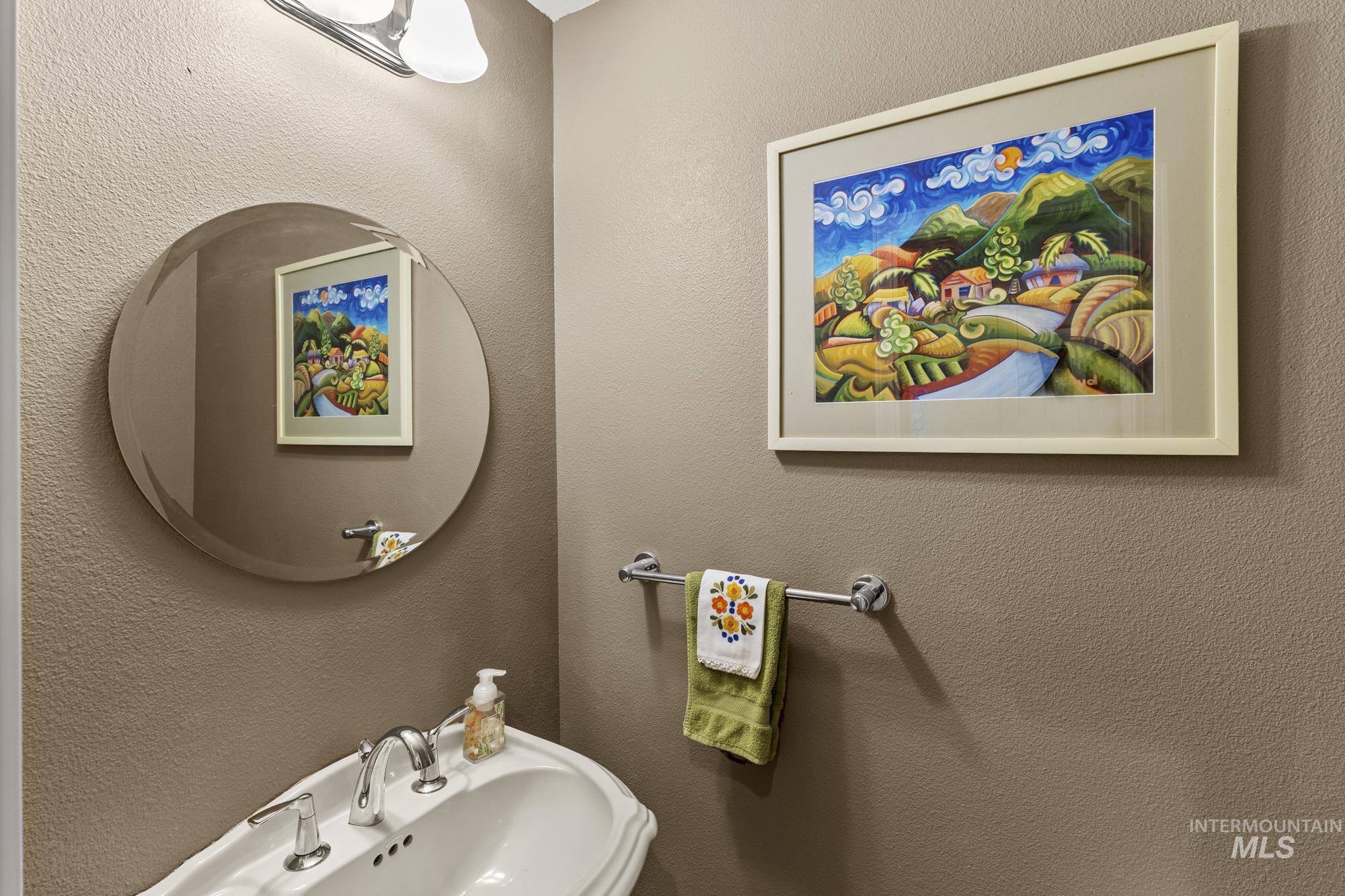 2111 S Pebblecreek Lane, Boise, Idaho 83706, 3 Bedrooms, 2.5 Bathrooms, Residential For Sale, Price $1,250,000, 98966302