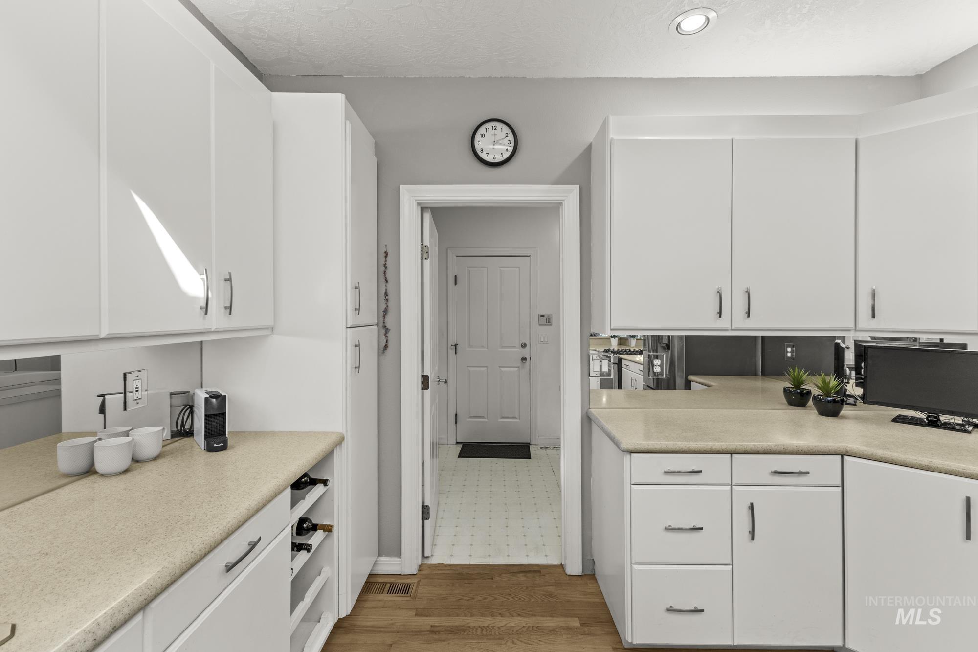 2111 S Pebblecreek Lane, Boise, Idaho 83706, 3 Bedrooms, 2.5 Bathrooms, Residential For Sale, Price $1,250,000, 98966302