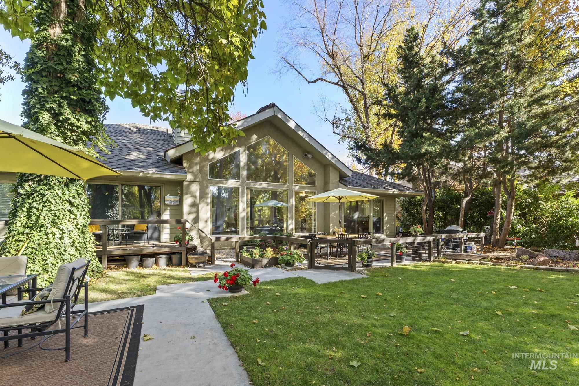 2111 S Pebblecreek Lane, Boise, Idaho 83706, 3 Bedrooms, 2.5 Bathrooms, Residential For Sale, Price $1,250,000, 98966302