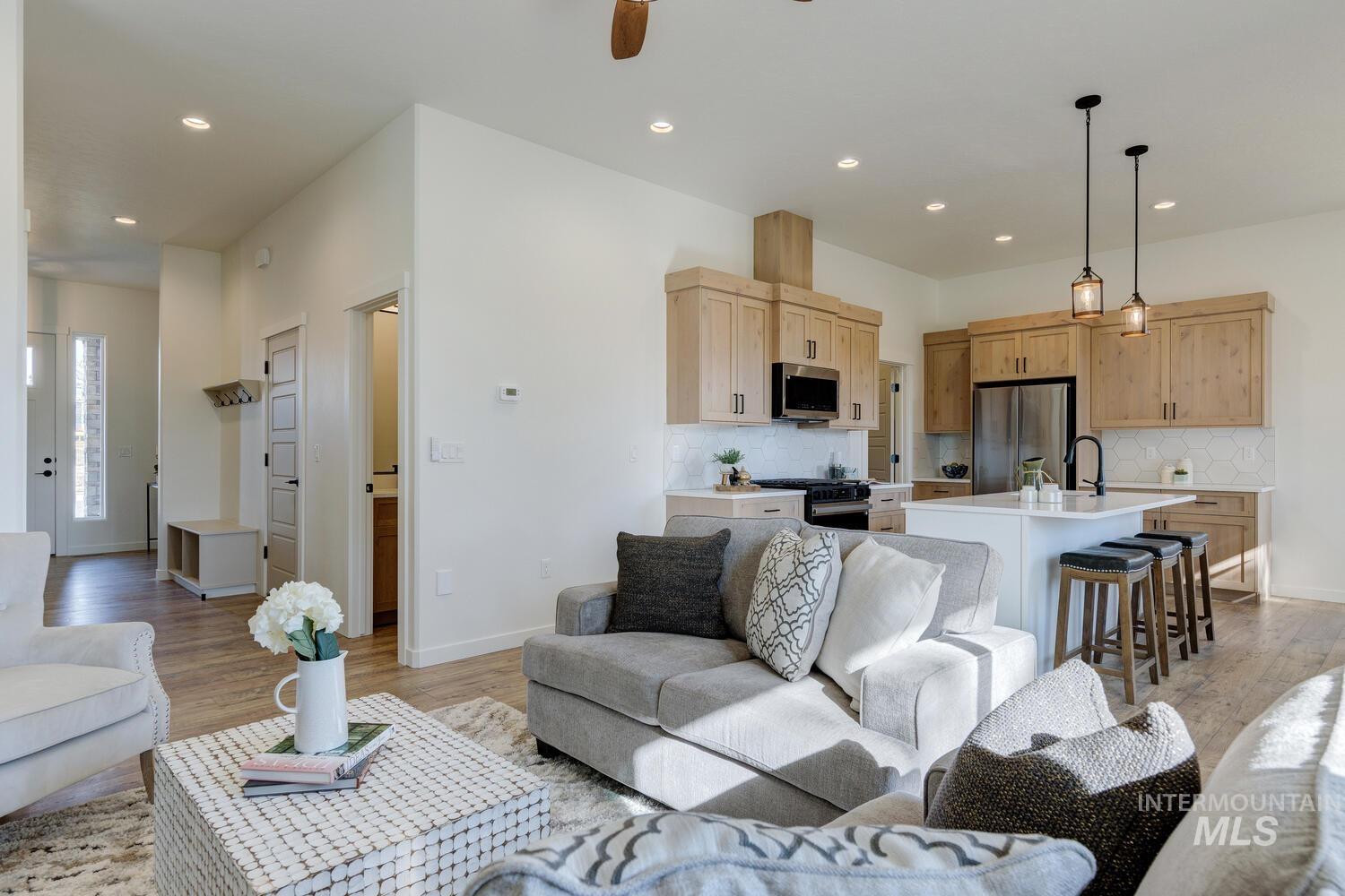 3827 W Stone House Ln, Eagle, Idaho 83616, 3 Bedrooms, 2.5 Bathrooms, Residential For Sale, Price $559,900, 98966309