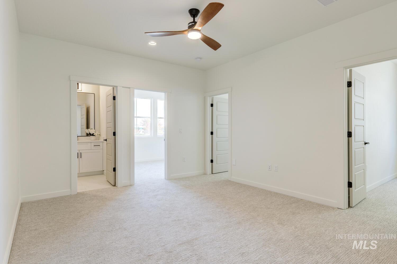 3827 W Stone House Ln, Eagle, Idaho 83616, 3 Bedrooms, 2.5 Bathrooms, Residential For Sale, Price $559,900, 98966309