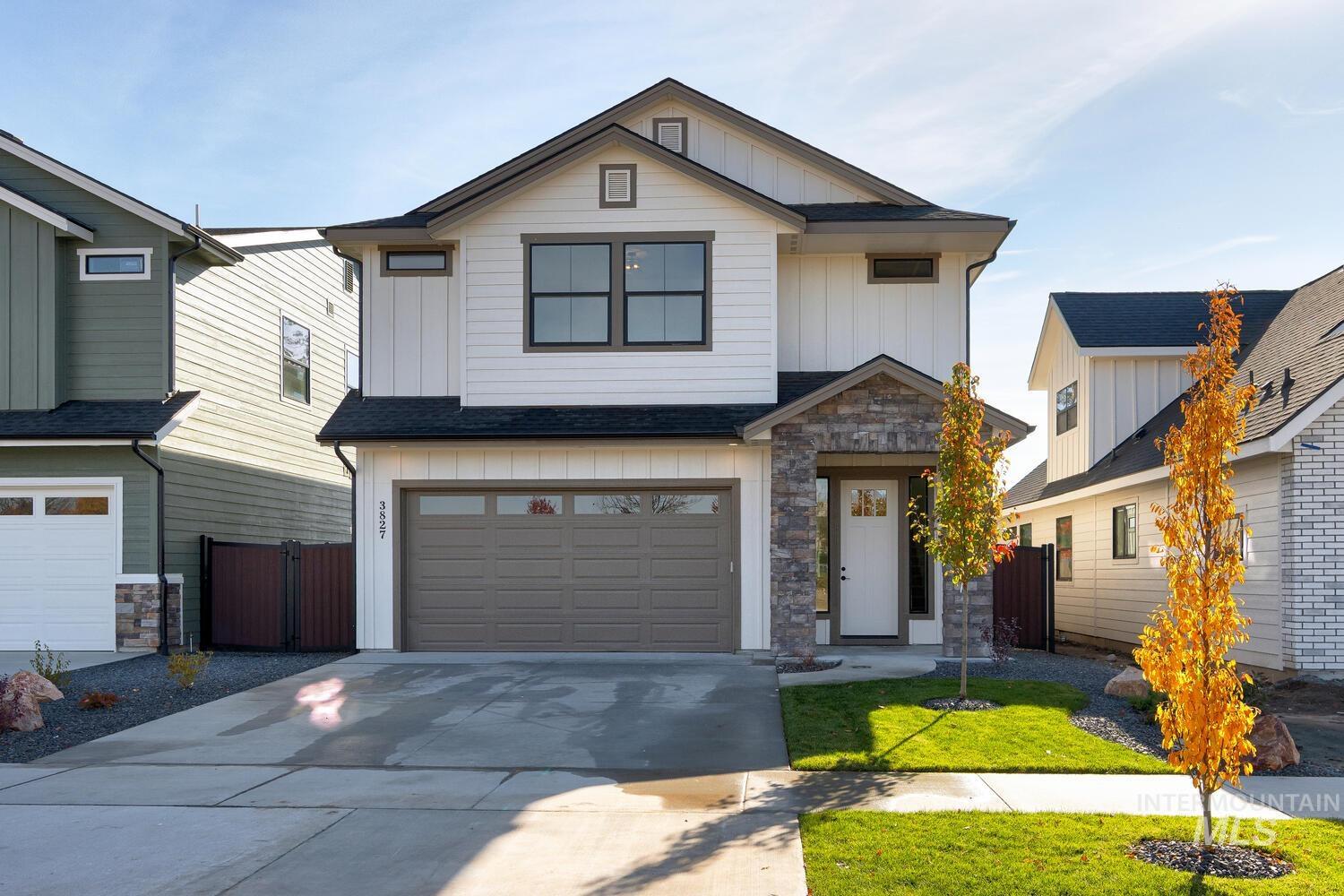 3827 W Stone House Ln, Eagle, Idaho 83616, 3 Bedrooms, 2.5 Bathrooms, Residential For Sale, Price $559,900, 98966309