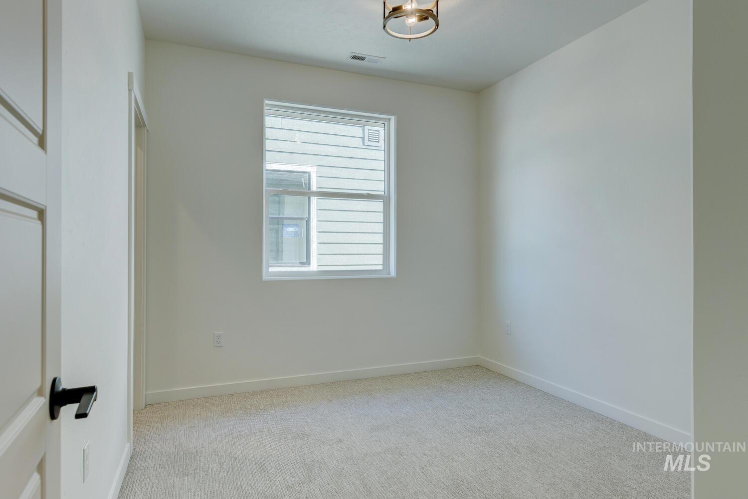 3827 W Stone House Ln, Eagle, Idaho 83616, 3 Bedrooms, 2.5 Bathrooms, Residential For Sale, Price $559,900, 98966309