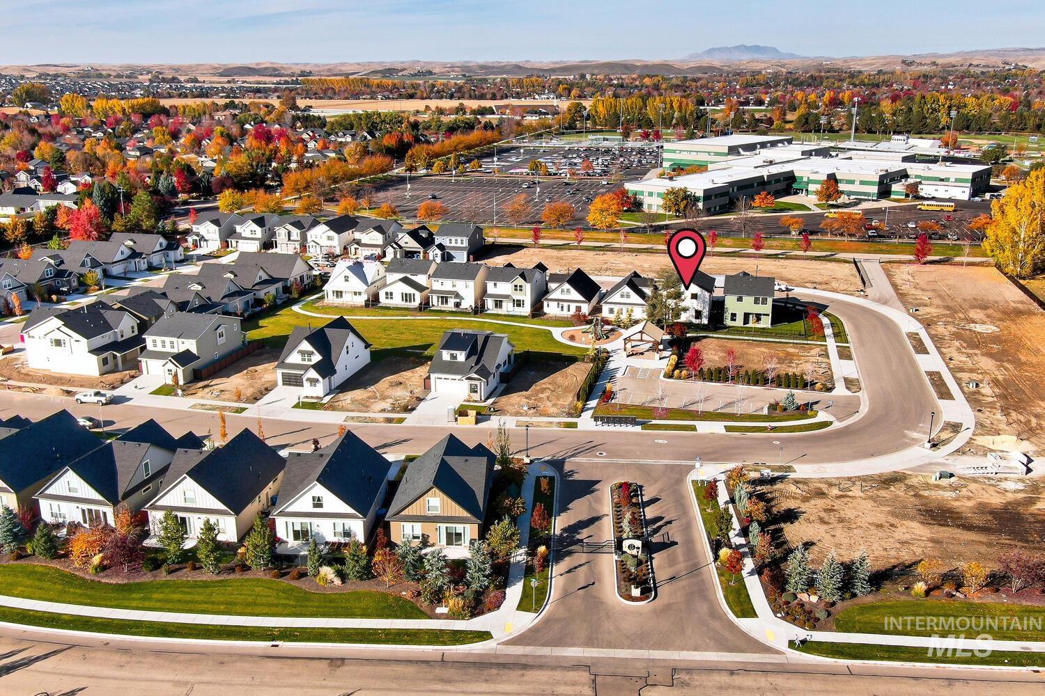 3827 W Stone House Ln, Eagle, Idaho 83616, 3 Bedrooms, 2.5 Bathrooms, Residential For Sale, Price $559,900, 98966309