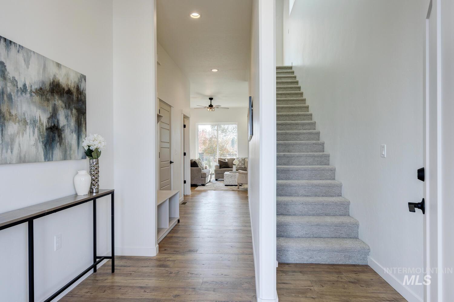 3827 W Stone House Ln, Eagle, Idaho 83616, 3 Bedrooms, 2.5 Bathrooms, Residential For Sale, Price $559,900, 98966309