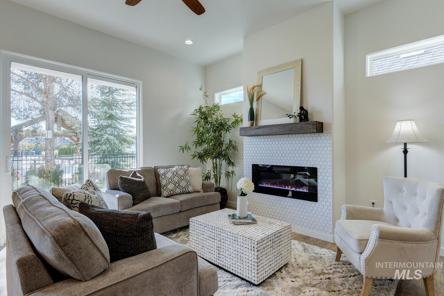 3827 W Stone House Ln, Eagle, Idaho 83616, 3 Bedrooms, 2.5 Bathrooms, Residential For Sale, Price $559,900, 98966309