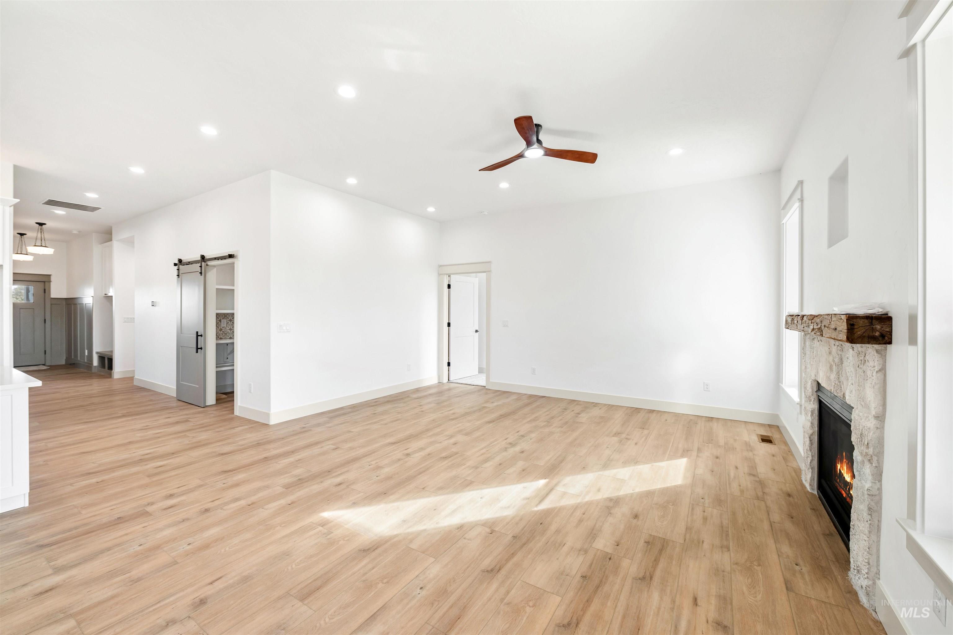 438 E Elaine Ct, Nampa, Idaho 83686, 3 Bedrooms, 2.5 Bathrooms, Residential For Sale, Price $749,900, 98966316