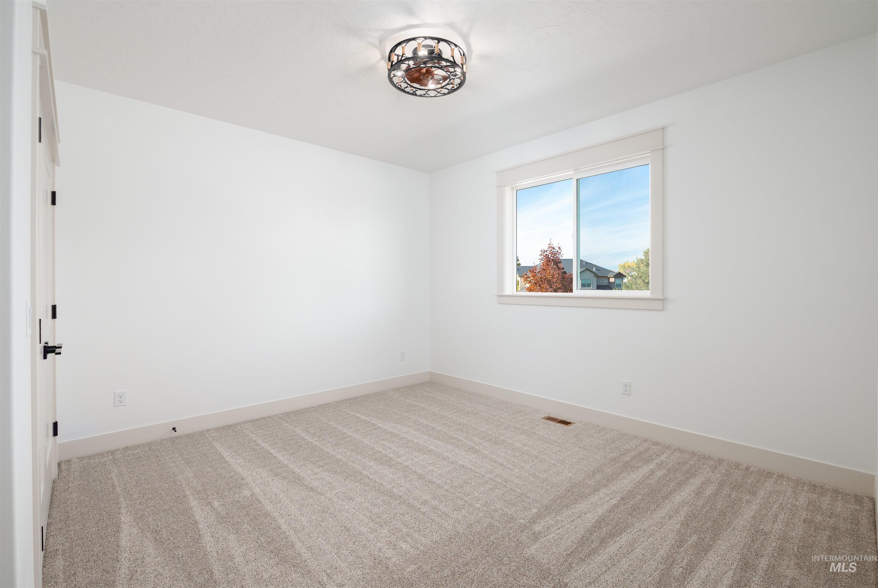 438 E Elaine Ct, Nampa, Idaho 83686, 3 Bedrooms, 2.5 Bathrooms, Residential For Sale, Price $749,900, 98966316