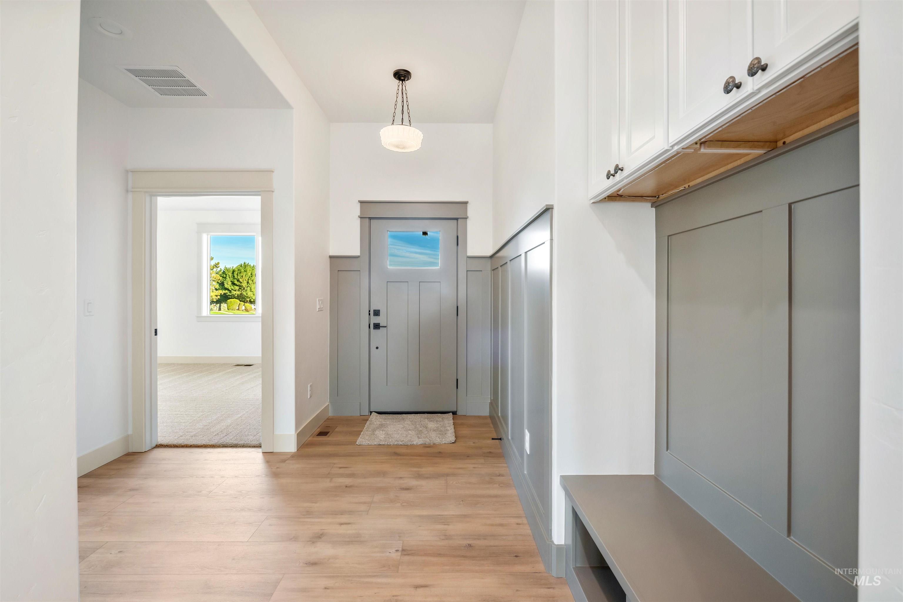 438 E Elaine Ct, Nampa, Idaho 83686, 3 Bedrooms, 2.5 Bathrooms, Residential For Sale, Price $749,900, 98966316