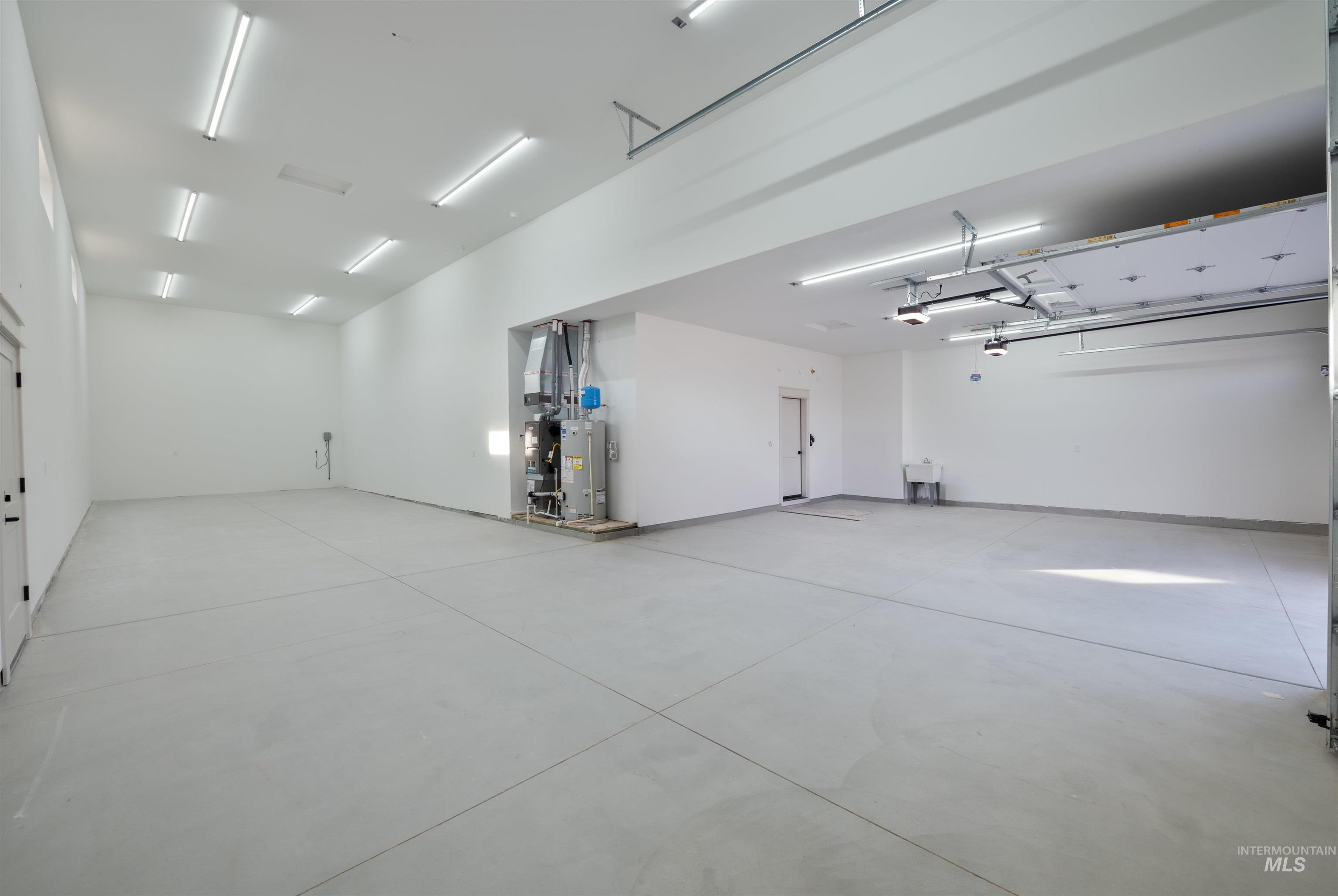 438 E Elaine Ct, Nampa, Idaho 83686, 3 Bedrooms, 2.5 Bathrooms, Residential For Sale, Price $749,900, 98966316