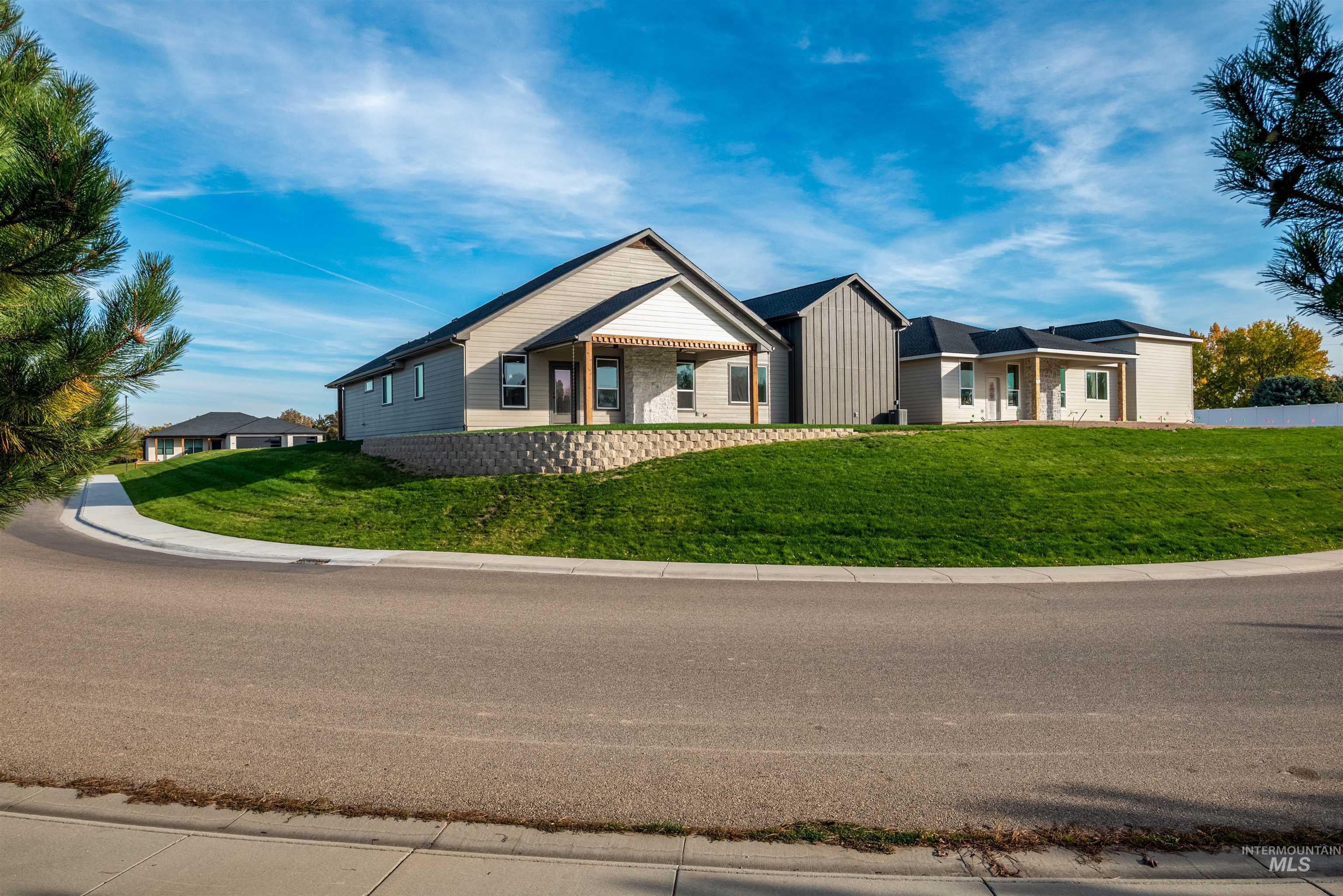 438 E Elaine Ct, Nampa, Idaho 83686, 3 Bedrooms, 2.5 Bathrooms, Residential For Sale, Price $749,900, 98966316