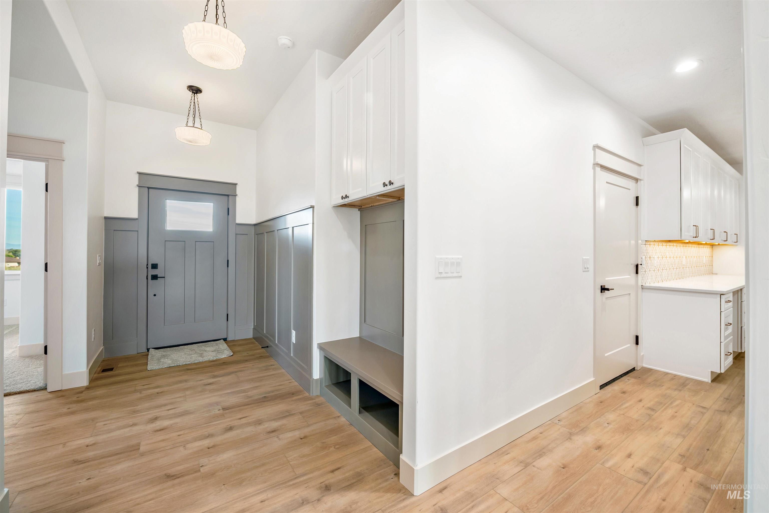 438 E Elaine Ct, Nampa, Idaho 83686, 3 Bedrooms, 2.5 Bathrooms, Residential For Sale, Price $749,900, 98966316