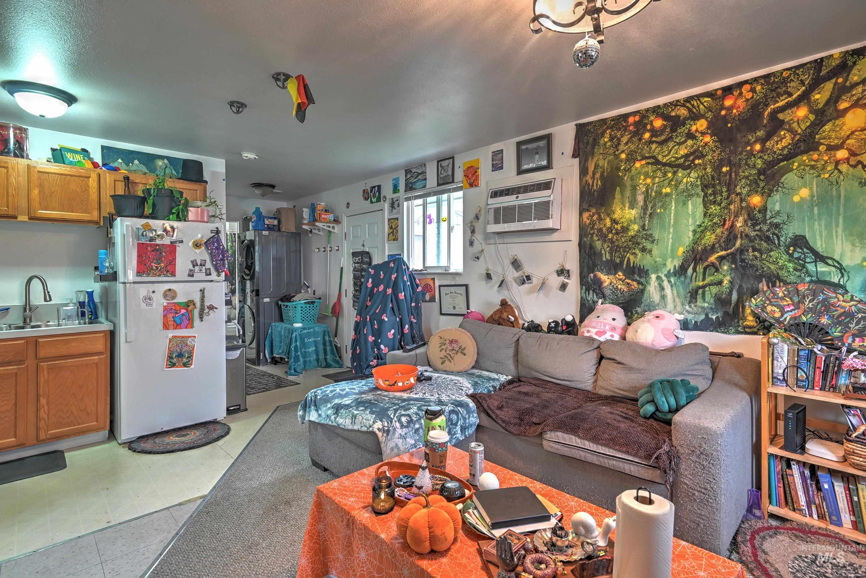 1512 S Euclid Ave, Boise, Idaho 83706, 1 Bedroom, 1 Bathroom, Residential Income For Sale, Price $439,900,MLS 98966326