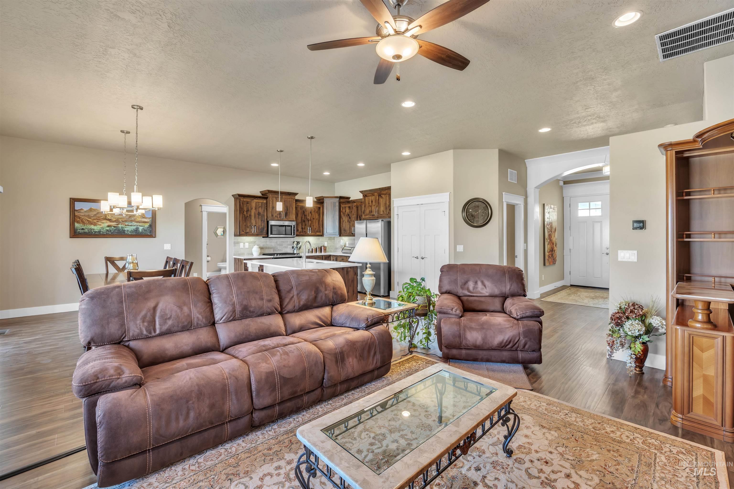 225 Appalachian Street, Caldwell, Idaho 83607-5559, 4 Bedrooms, 2.5 Bathrooms, Residential For Sale, Price $547,500, 98966328