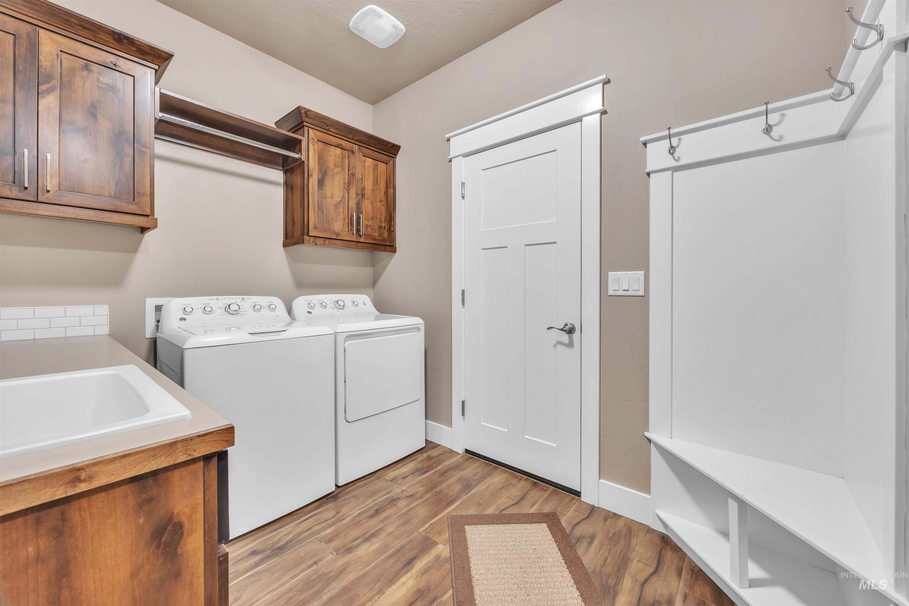 225 Appalachian Street, Caldwell, Idaho 83607-5559, 4 Bedrooms, 2.5 Bathrooms, Residential For Sale, Price $547,500, 98966328