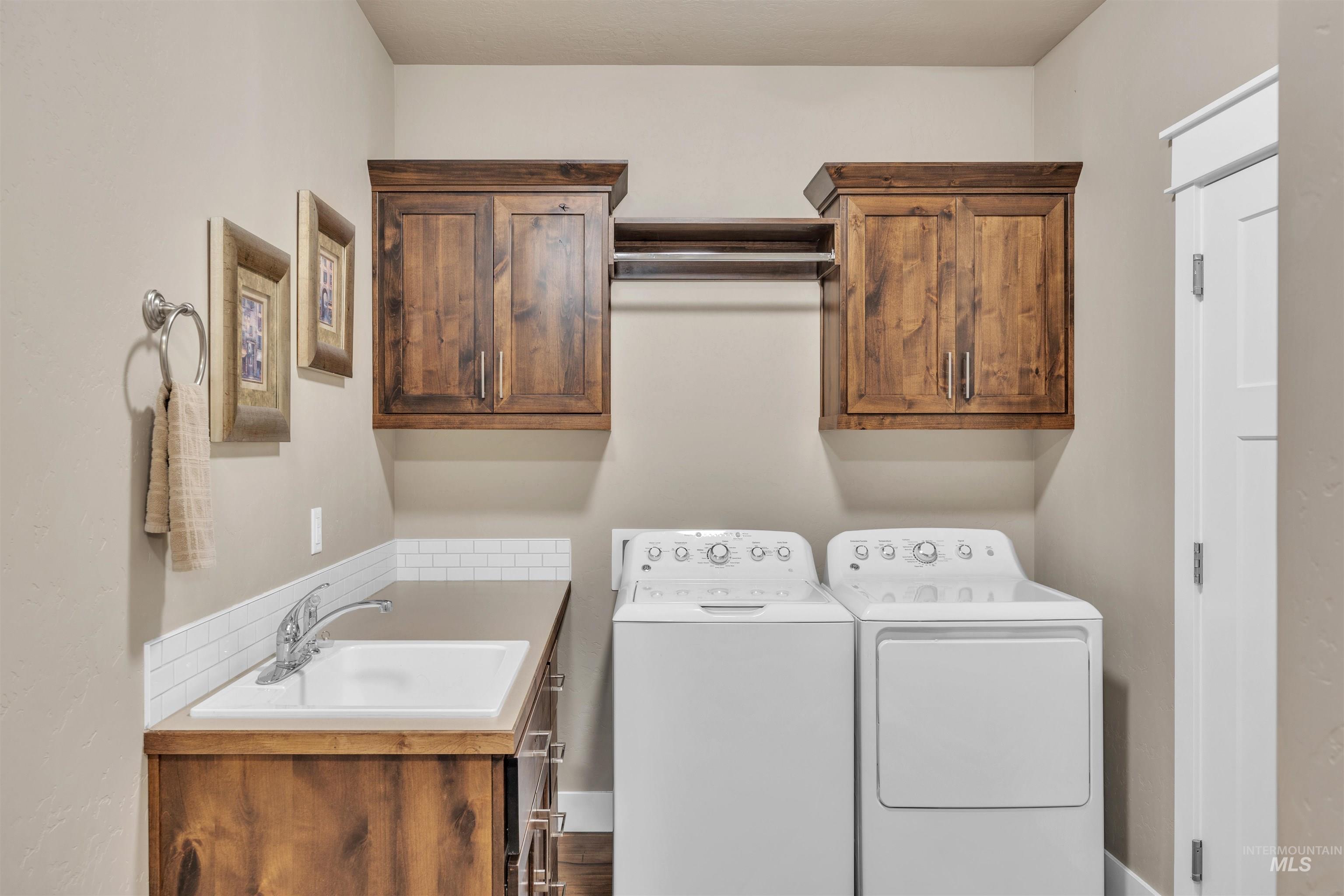 225 Appalachian Street, Caldwell, Idaho 83607-5559, 4 Bedrooms, 2.5 Bathrooms, Residential For Sale, Price $547,500, 98966328