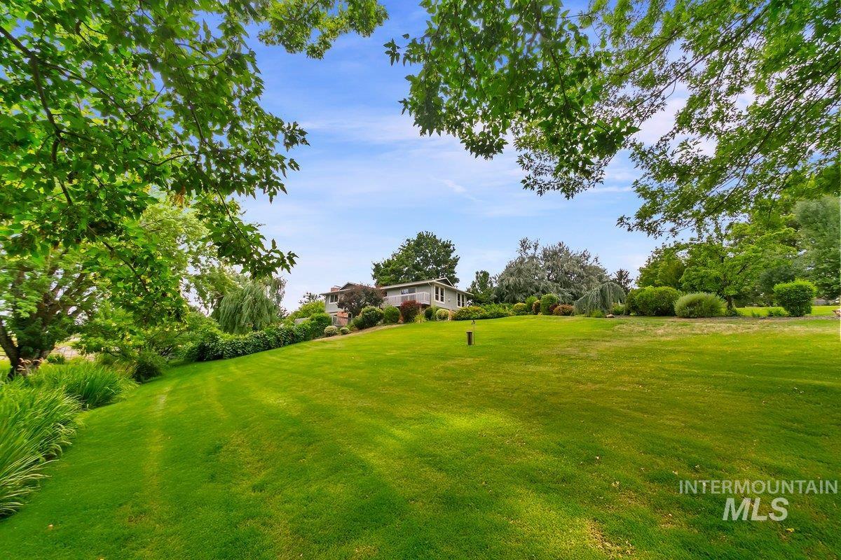 2125 W Aspen Cove Drive, Meridian, Idaho 83642, 4 Bedrooms, 3 Bathrooms, Residential For Sale, Price $778,000, 98966329