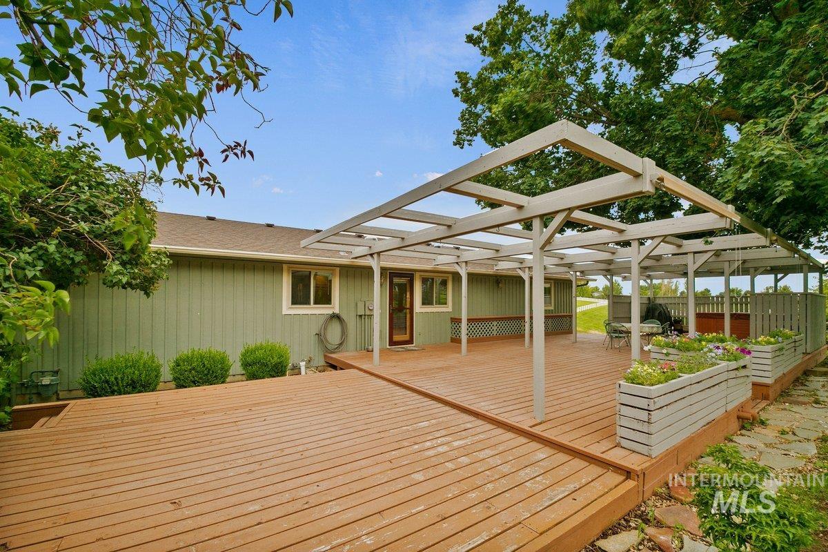 2125 W Aspen Cove Drive, Meridian, Idaho 83642, 4 Bedrooms, 3 Bathrooms, Residential For Sale, Price $778,000, 98966329