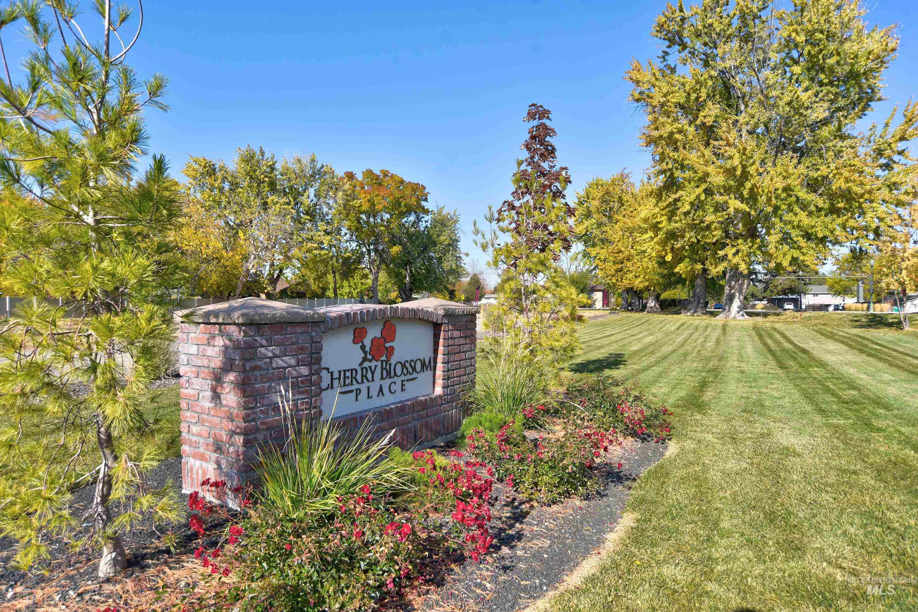 1561 N Parkshire Way, Meridian, Idaho 83642-2598, 3 Bedrooms, 2 Bathrooms, Residential For Sale, Price $584,900, 98966333