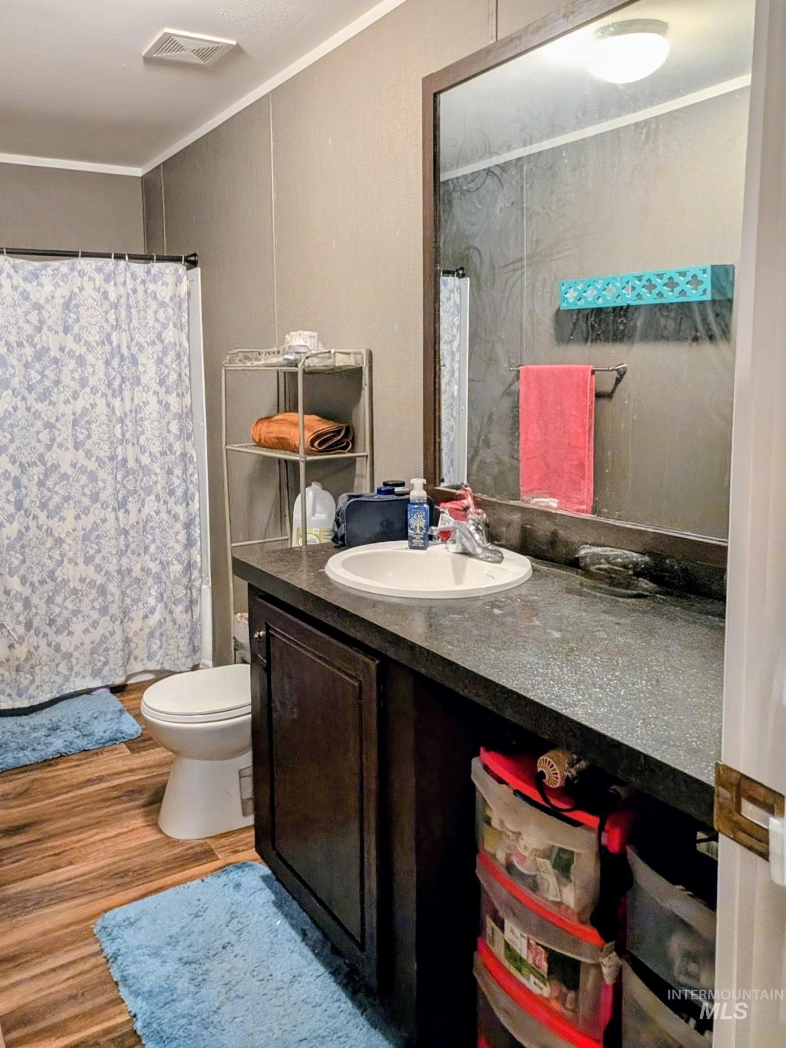 100 NW 16th St, Fruitland, Idaho 83619, 3 Bedrooms, 2 Bathrooms, Residential For Sale, Price $95,000, 98966338