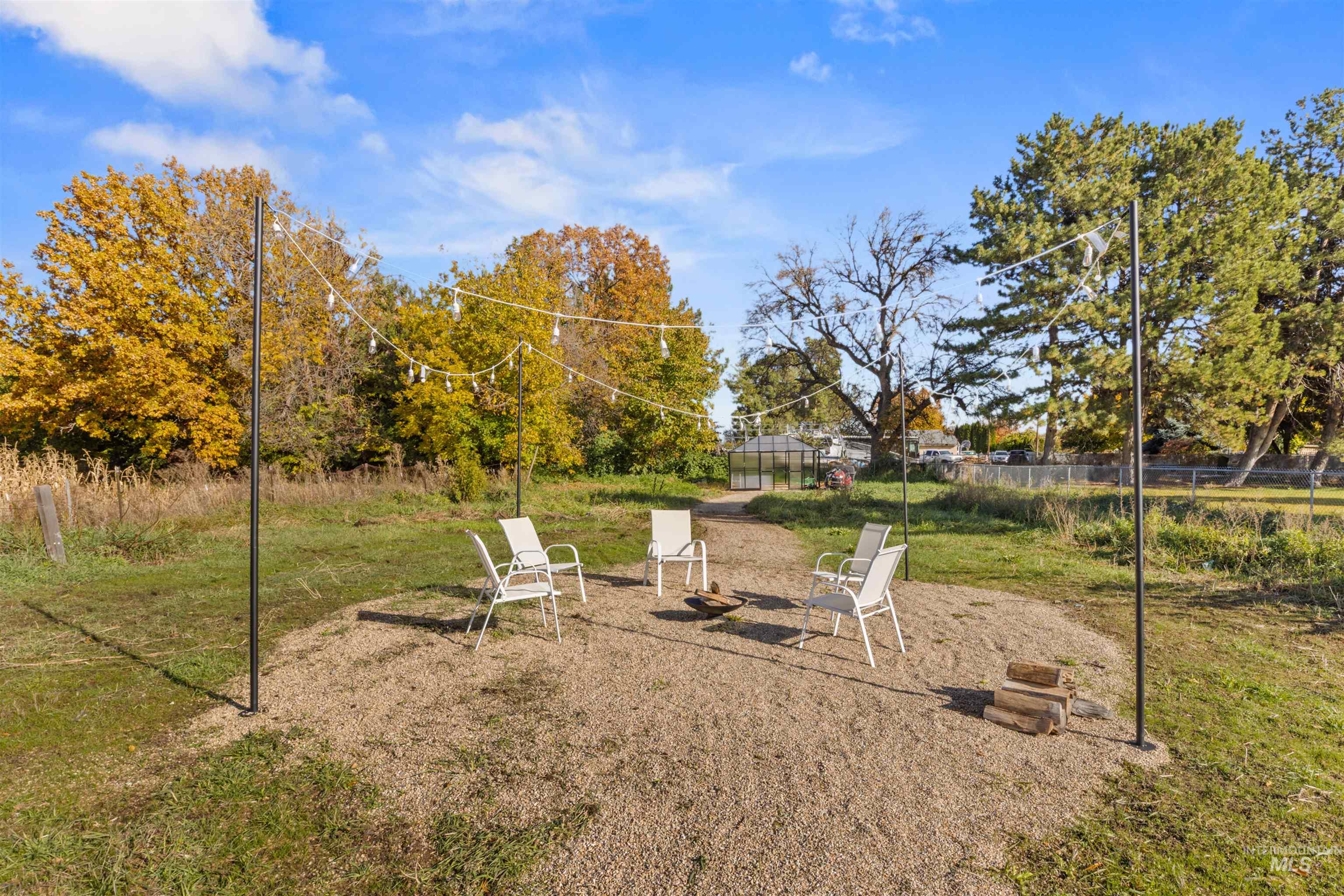 2203 S 10th Ave, Caldwell, Idaho 83605, 2 Bedrooms, 1 Bathroom, Residential For Sale, Price $349,900, 98966355