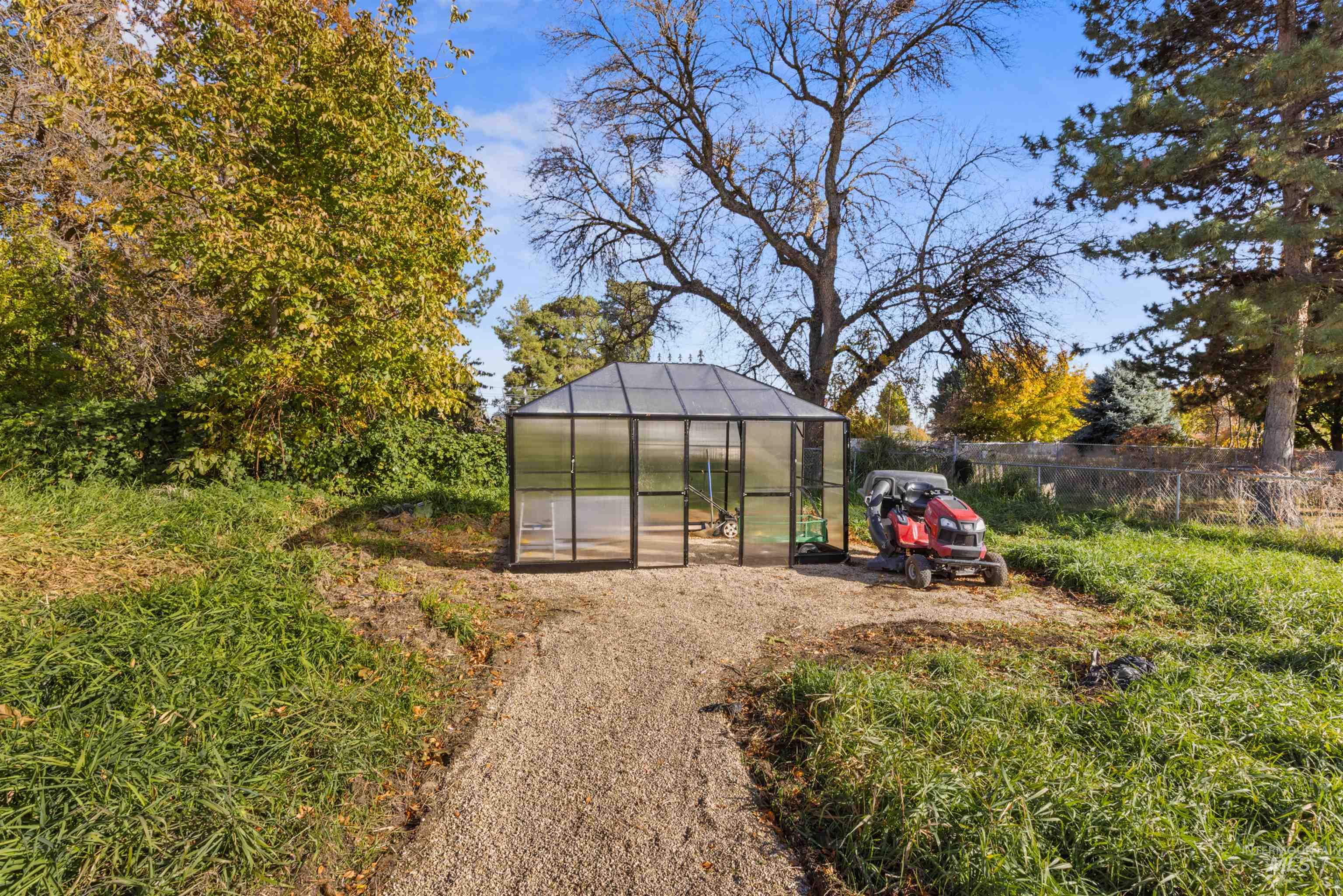 2203 S 10th Ave, Caldwell, Idaho 83605, 2 Bedrooms, 1 Bathroom, Residential For Sale, Price $349,900, 98966355