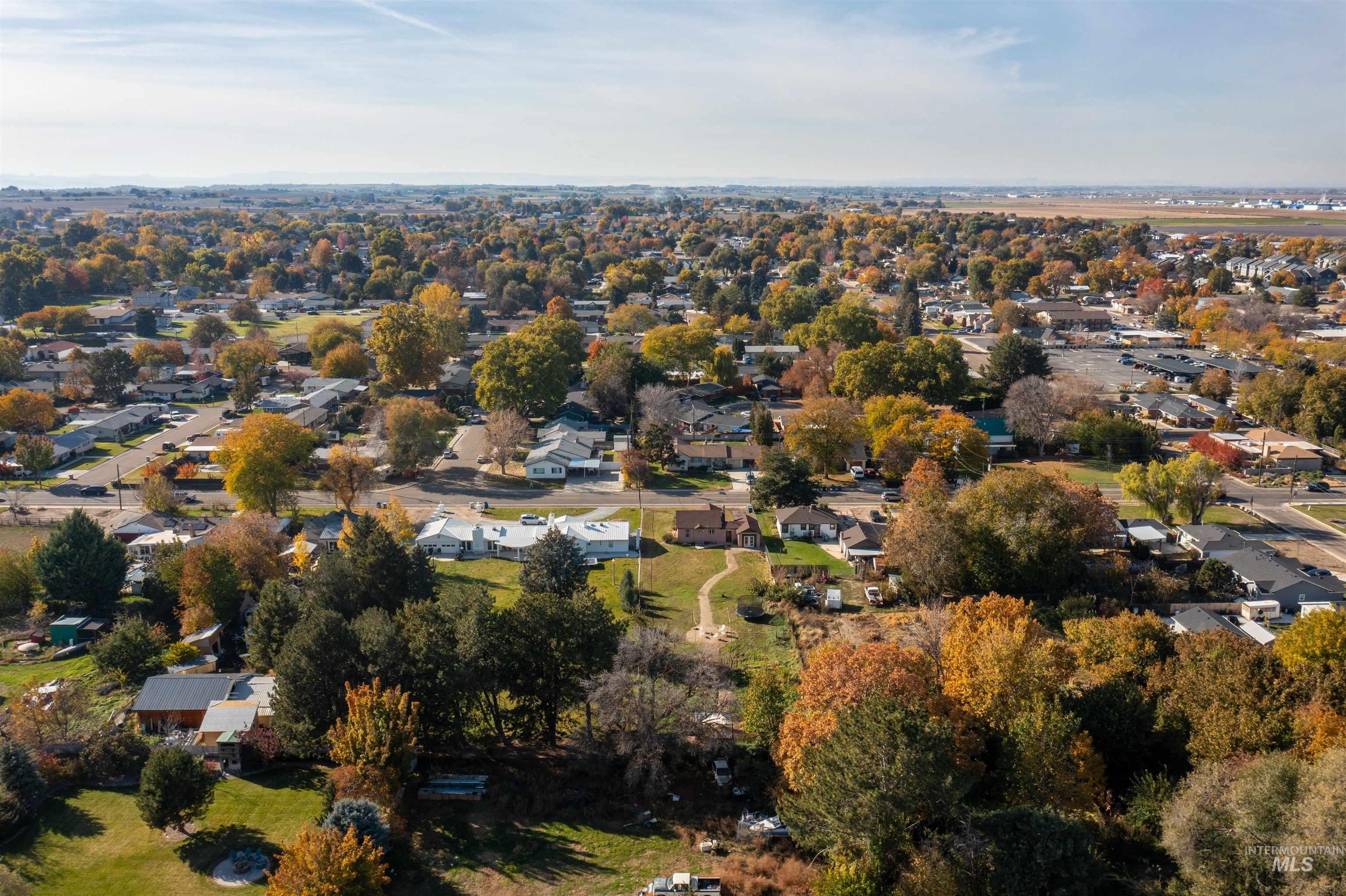 2203 S 10th Ave, Caldwell, Idaho 83605, 2 Bedrooms, 1 Bathroom, Residential For Sale, Price $349,900, 98966355