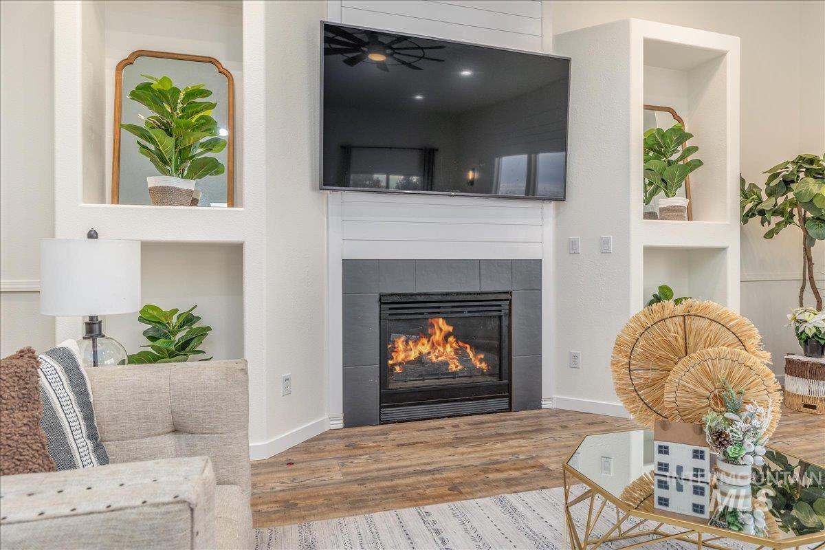 13228 Crescent Dr, Nampa, Idaho 83686, 5 Bedrooms, 3 Bathrooms, Residential For Sale, Price $1,000,000, 98966358