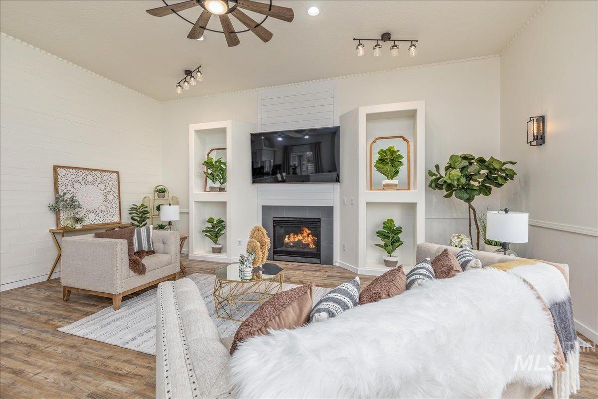 13228 Crescent Dr, Nampa, Idaho 83686, 5 Bedrooms, 3 Bathrooms, Residential For Sale, Price $1,000,000, 98966358