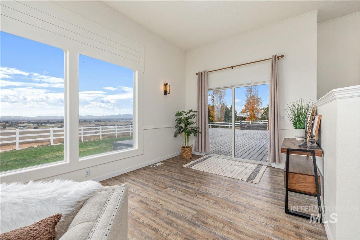 13228 Crescent Dr, Nampa, Idaho 83686, 5 Bedrooms, 3 Bathrooms, Residential For Sale, Price $1,000,000, 98966358