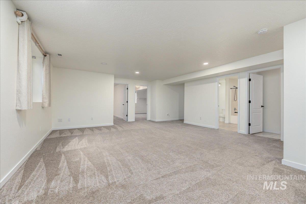 13228 Crescent Dr, Nampa, Idaho 83686, 5 Bedrooms, 3 Bathrooms, Residential For Sale, Price $1,000,000, 98966358