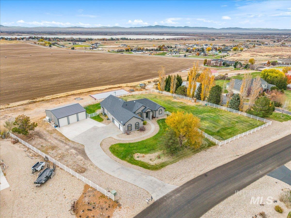 13228 Crescent Dr, Nampa, Idaho 83686, 5 Bedrooms, 3 Bathrooms, Residential For Sale, Price $1,000,000, 98966358