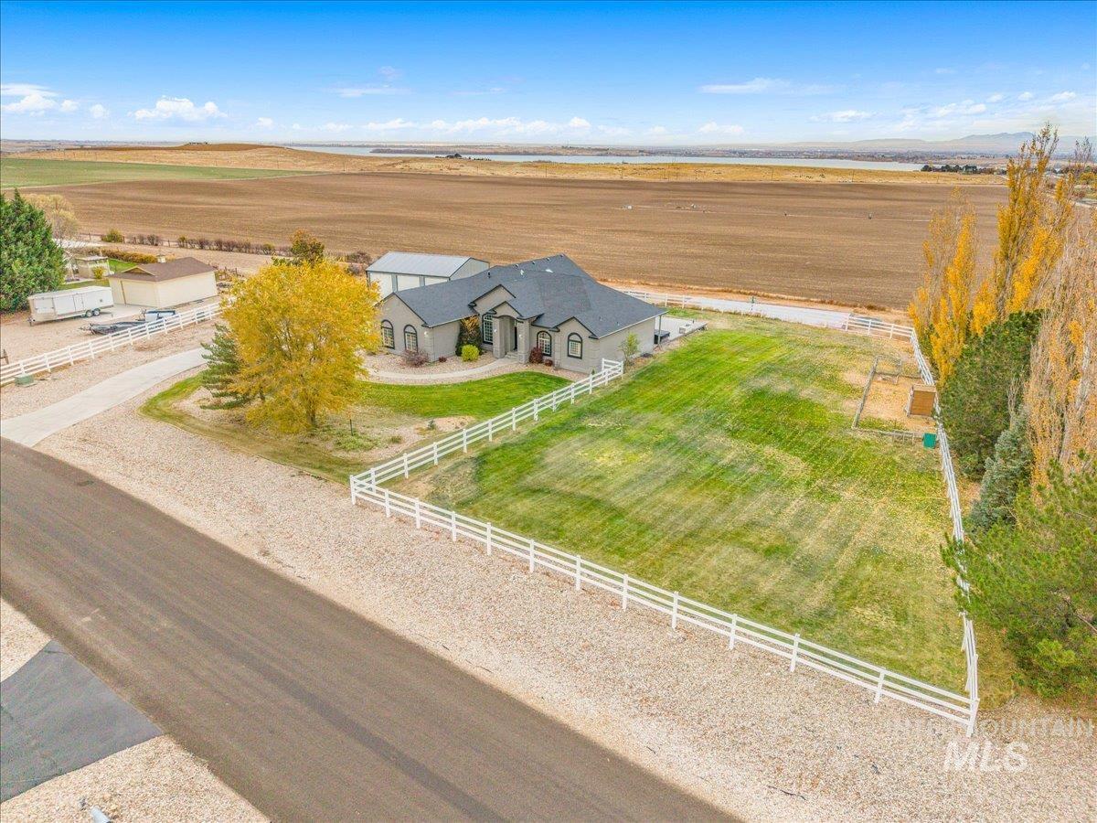 13228 Crescent Dr, Nampa, Idaho 83686, 5 Bedrooms, 3 Bathrooms, Residential For Sale, Price $1,000,000, 98966358