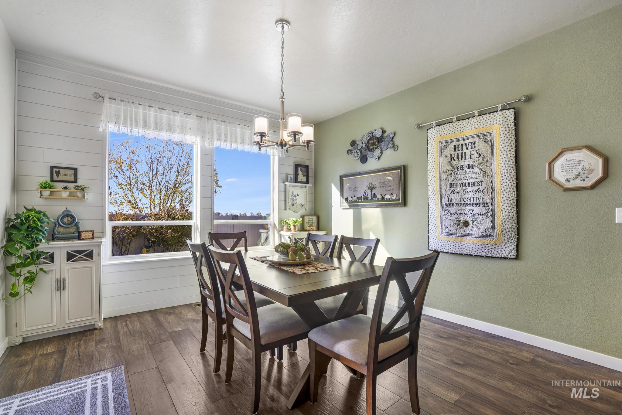 1999 Moose St., Twin Falls, Idaho 83301, 4 Bedrooms, 2 Bathrooms, Residential For Sale, Price $580,000, 98966359