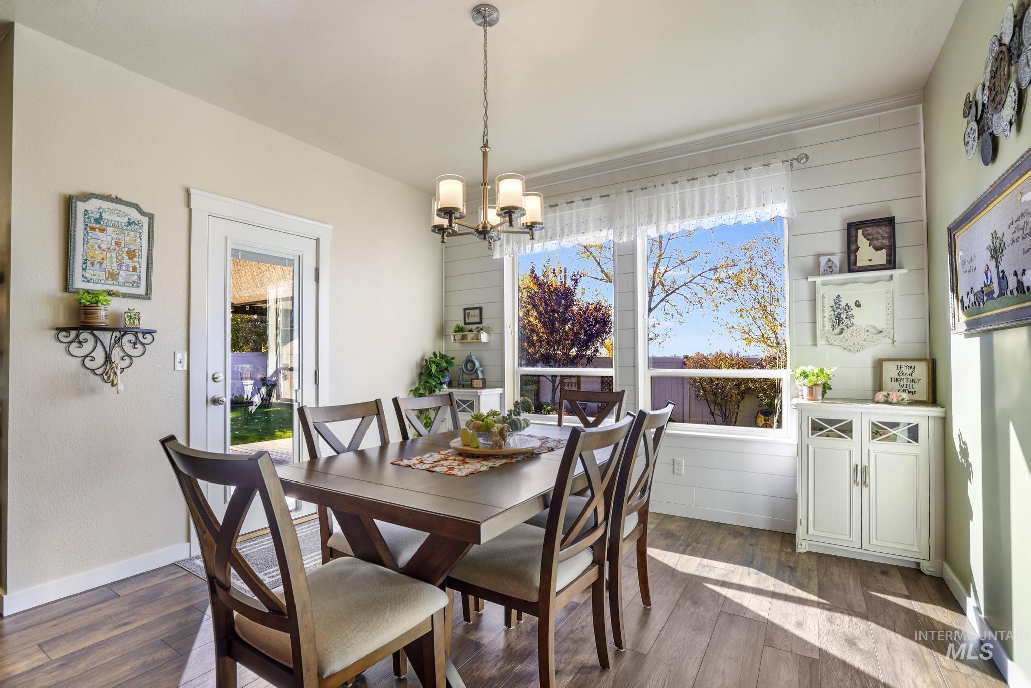 1999 Moose St., Twin Falls, Idaho 83301, 4 Bedrooms, 2 Bathrooms, Residential For Sale, Price $580,000, 98966359