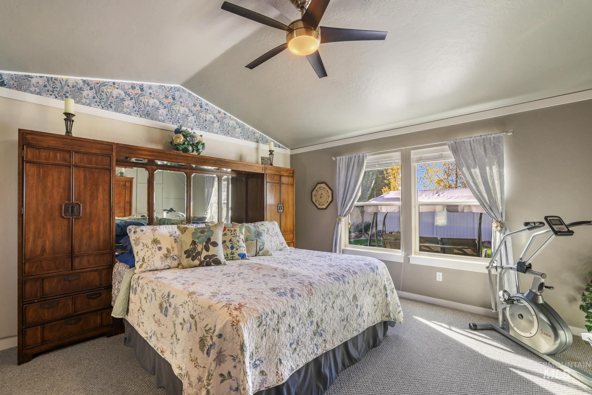 1999 Moose St., Twin Falls, Idaho 83301, 4 Bedrooms, 2 Bathrooms, Residential For Sale, Price $580,000, 98966359