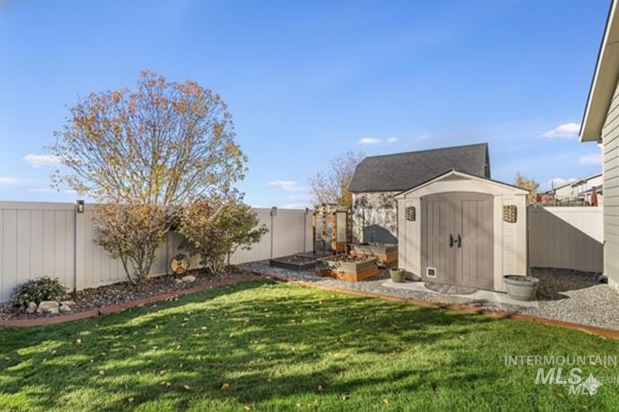 1999 Moose St., Twin Falls, Idaho 83301, 4 Bedrooms, 2 Bathrooms, Residential For Sale, Price $569,000, 98966359