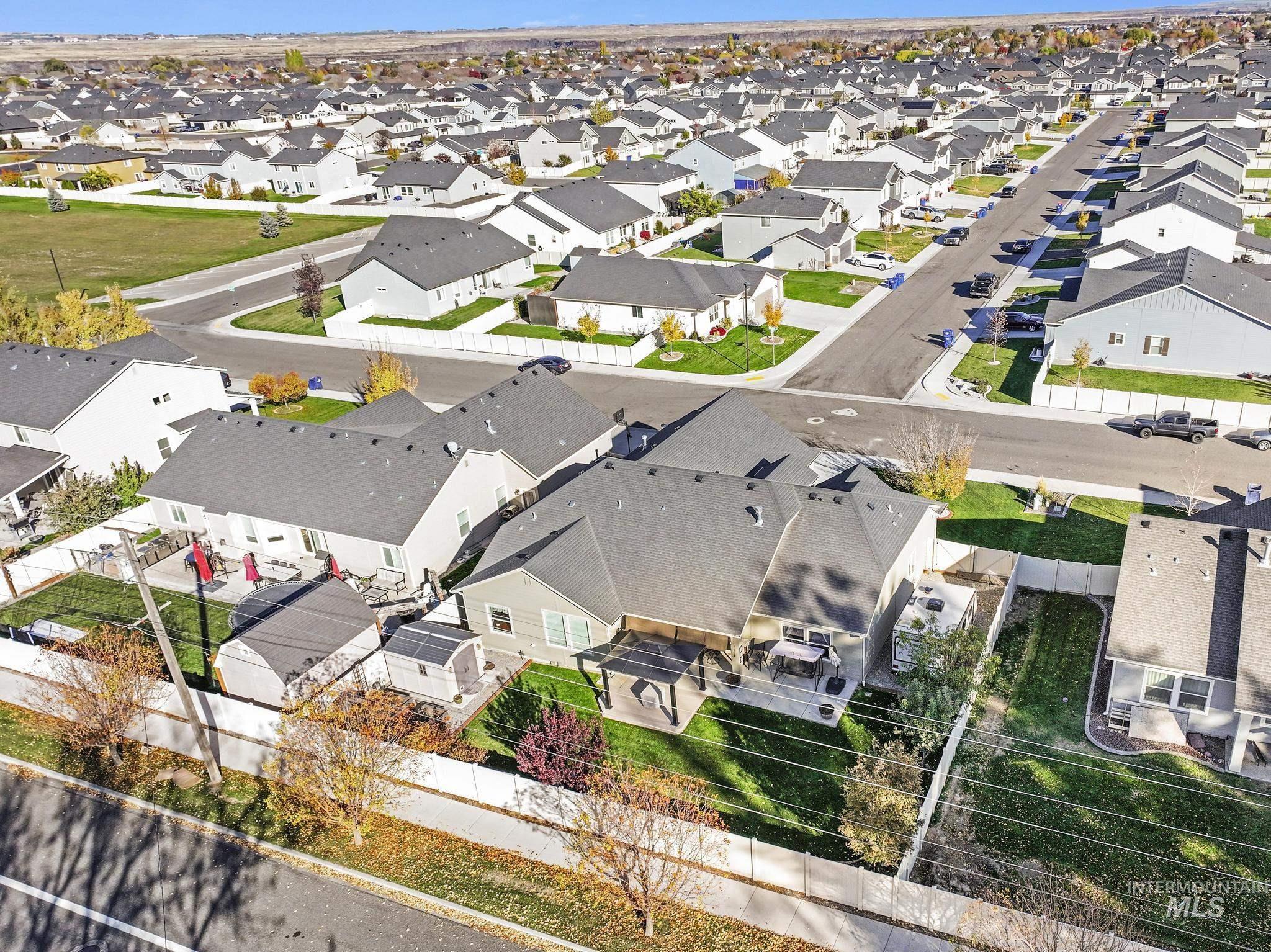 1999 Moose St., Twin Falls, Idaho 83301, 4 Bedrooms, 2 Bathrooms, Residential For Sale, Price $580,000, 98966359