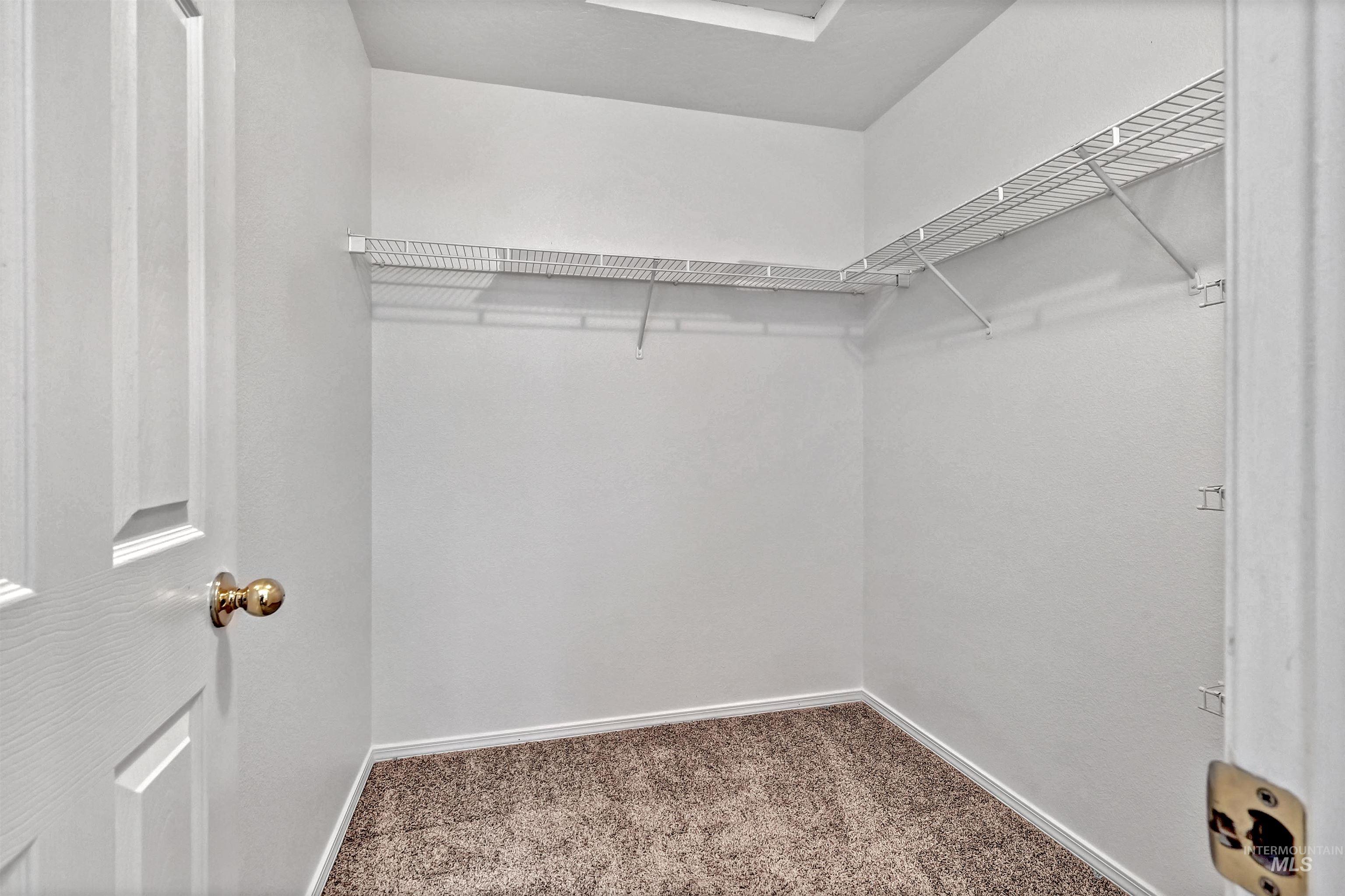 6986 S Dewberry Ave, Boise, Idaho 83709, 3 Bedrooms, 2 Bathrooms, Residential For Sale, Price $382,000, 98966362